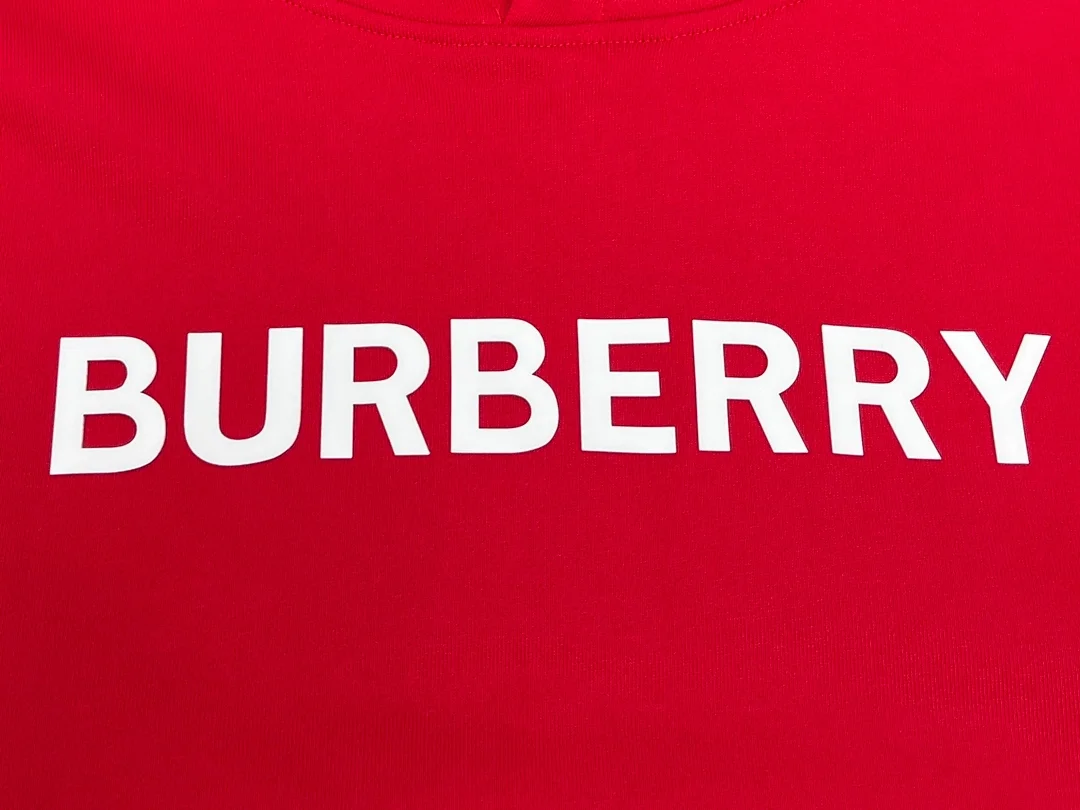 버버리 로고 프린트 코튼 후드 레드