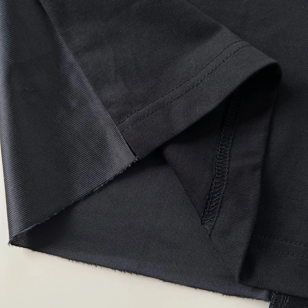 발렌시아가 유니티 스포츠 롱 슬리브 오버사이즈 티셔츠