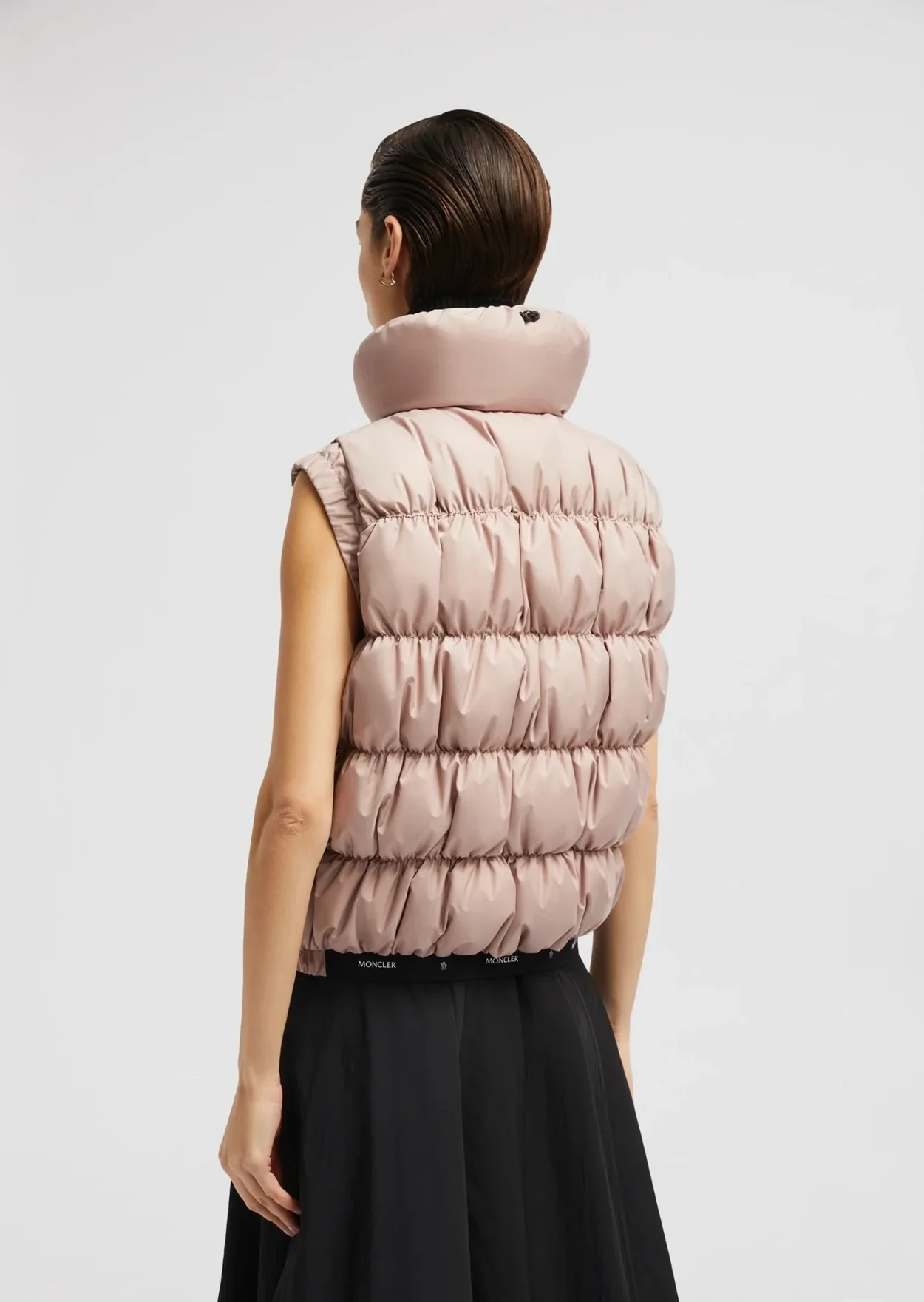 몽클레어 Apriate 다운 베스트