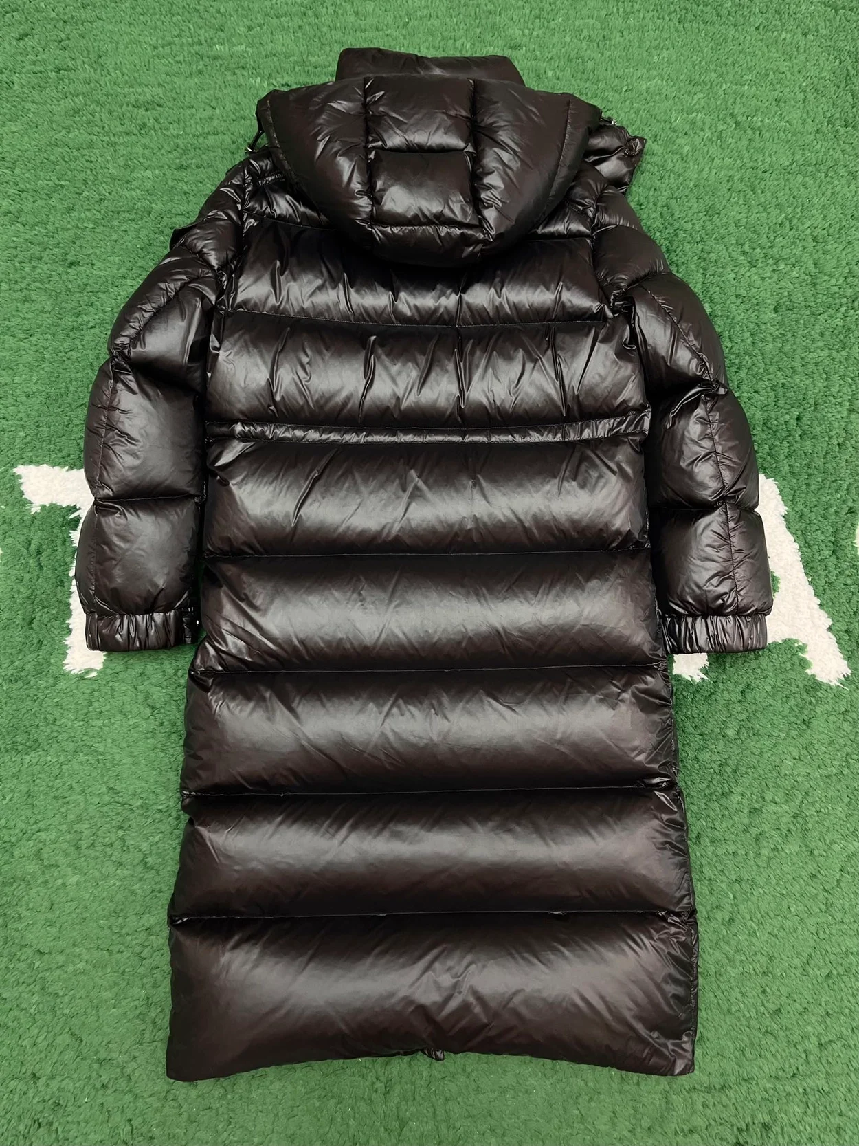 몽클레어 카베타즈 롱다운 재킷