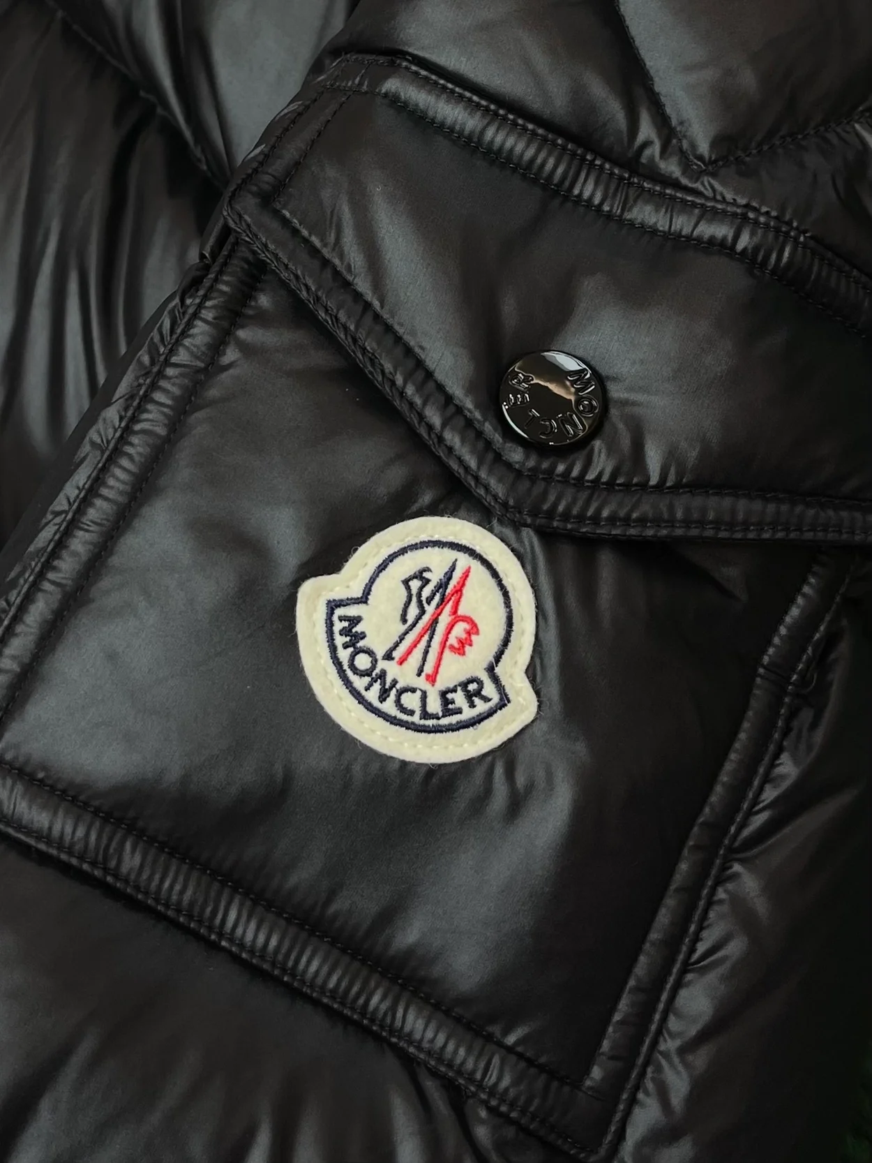 몽클레어 카베타즈 롱다운 재킷