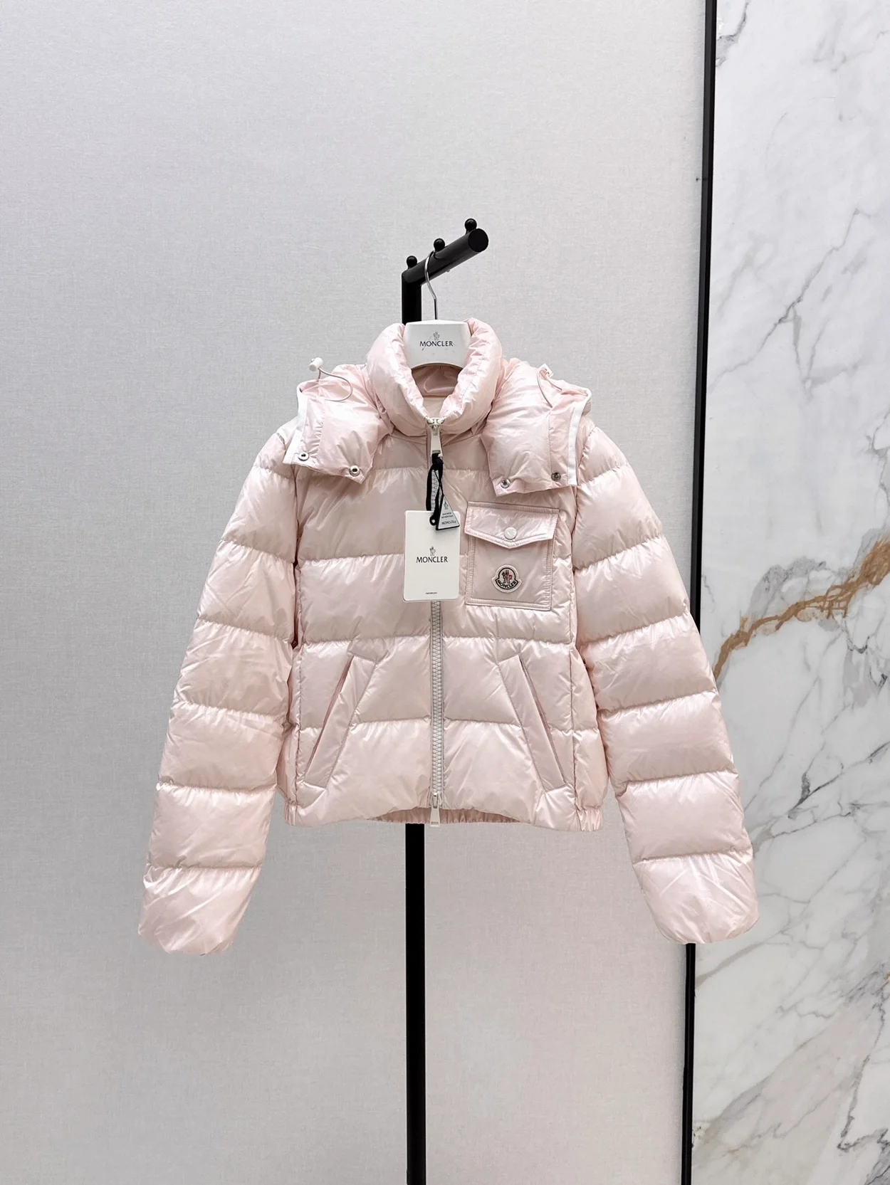 몽클레어 Andro 쇼트 다운 재킷