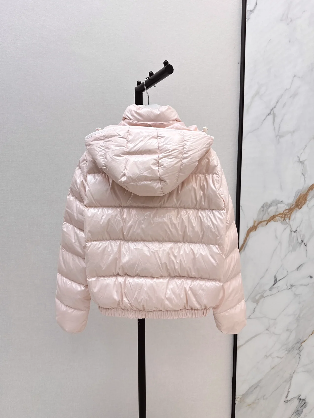 몽클레어 Andro 쇼트 다운 재킷