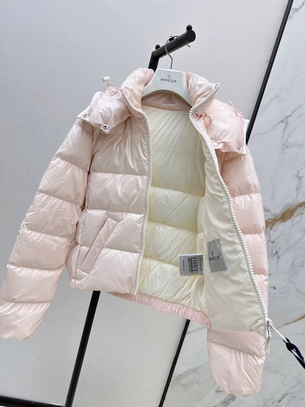 몽클레어 Andro 쇼트 다운 재킷