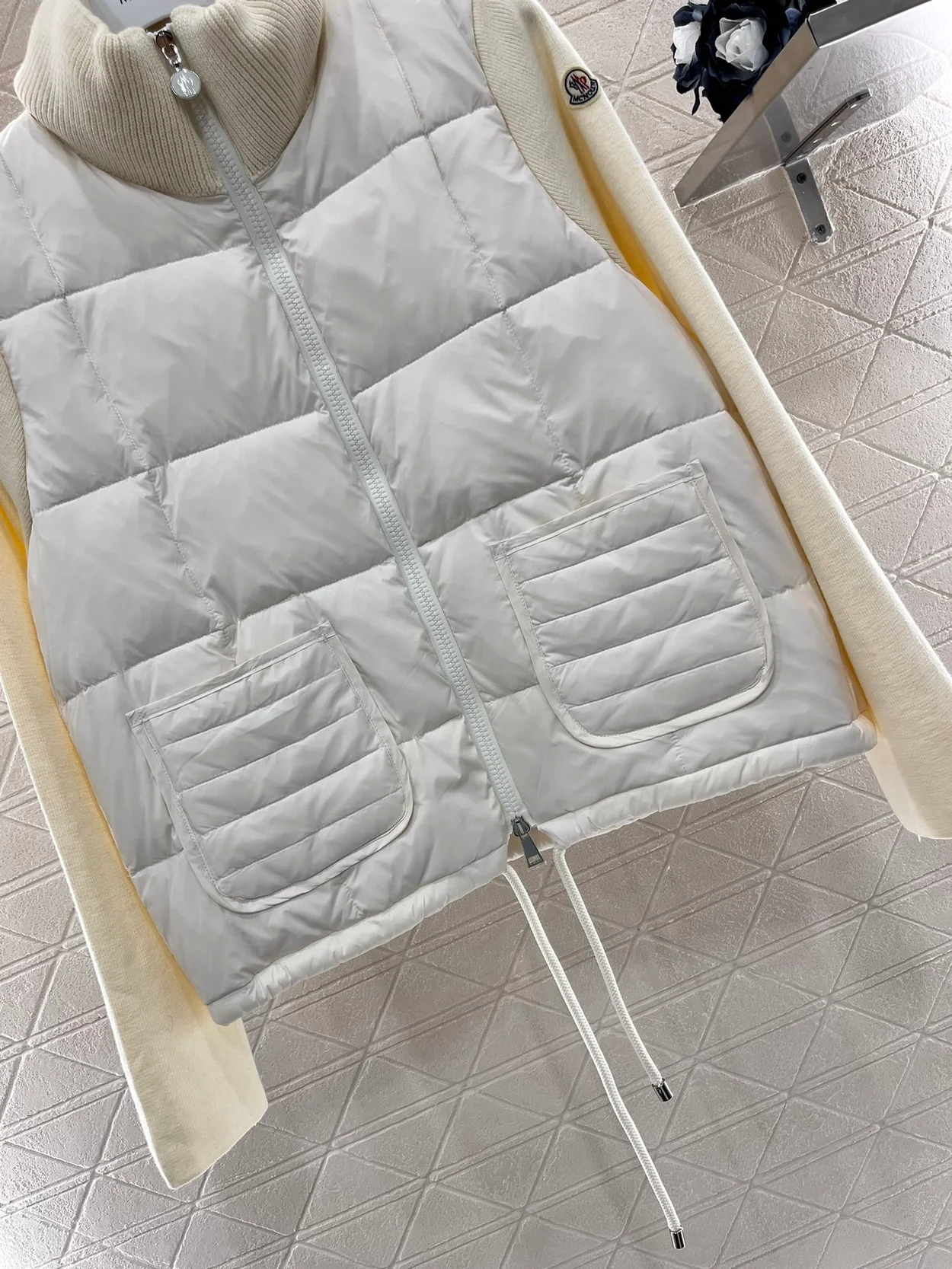 몽클레어 패딩 울 집업 가디건