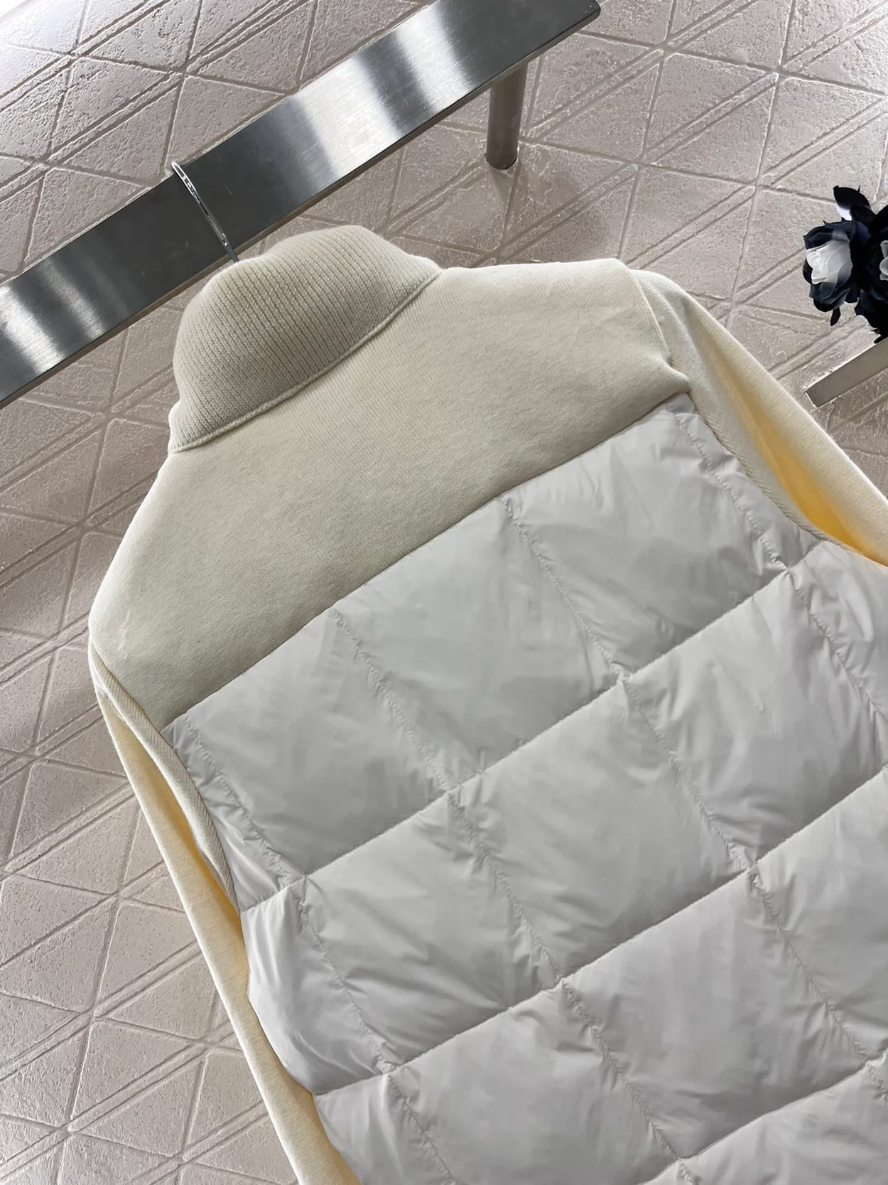 몽클레어 패딩 울 집업 가디건