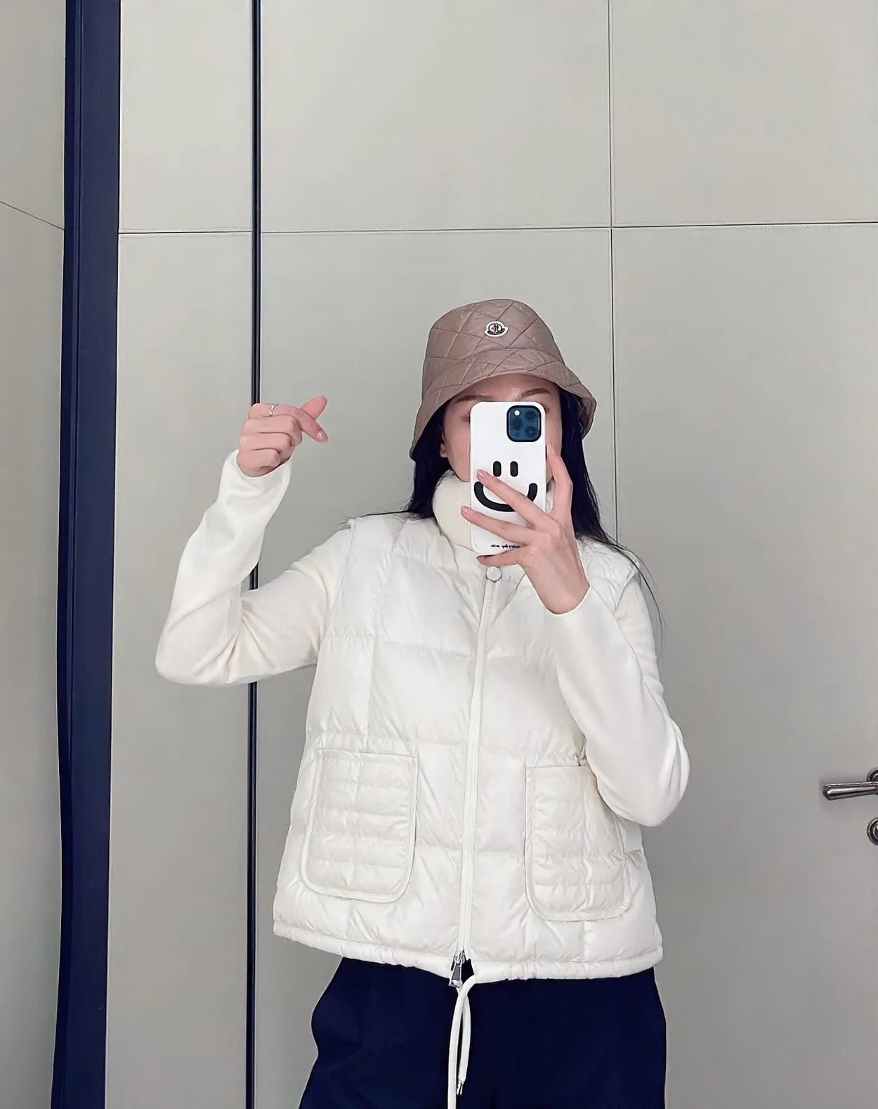 몽클레어 패딩 울 집업 가디건