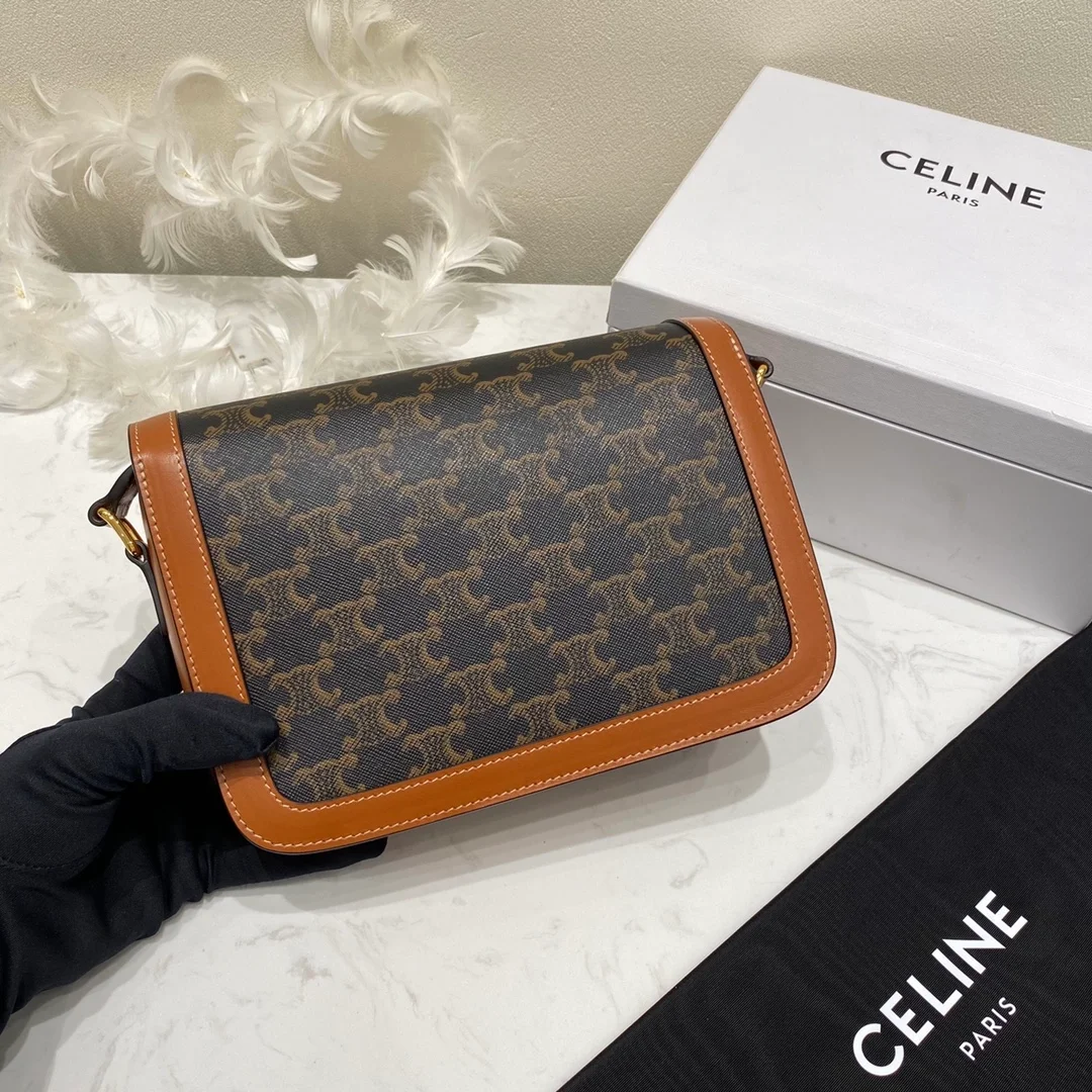 셀린느 트리옹페 탠버스 백 탠