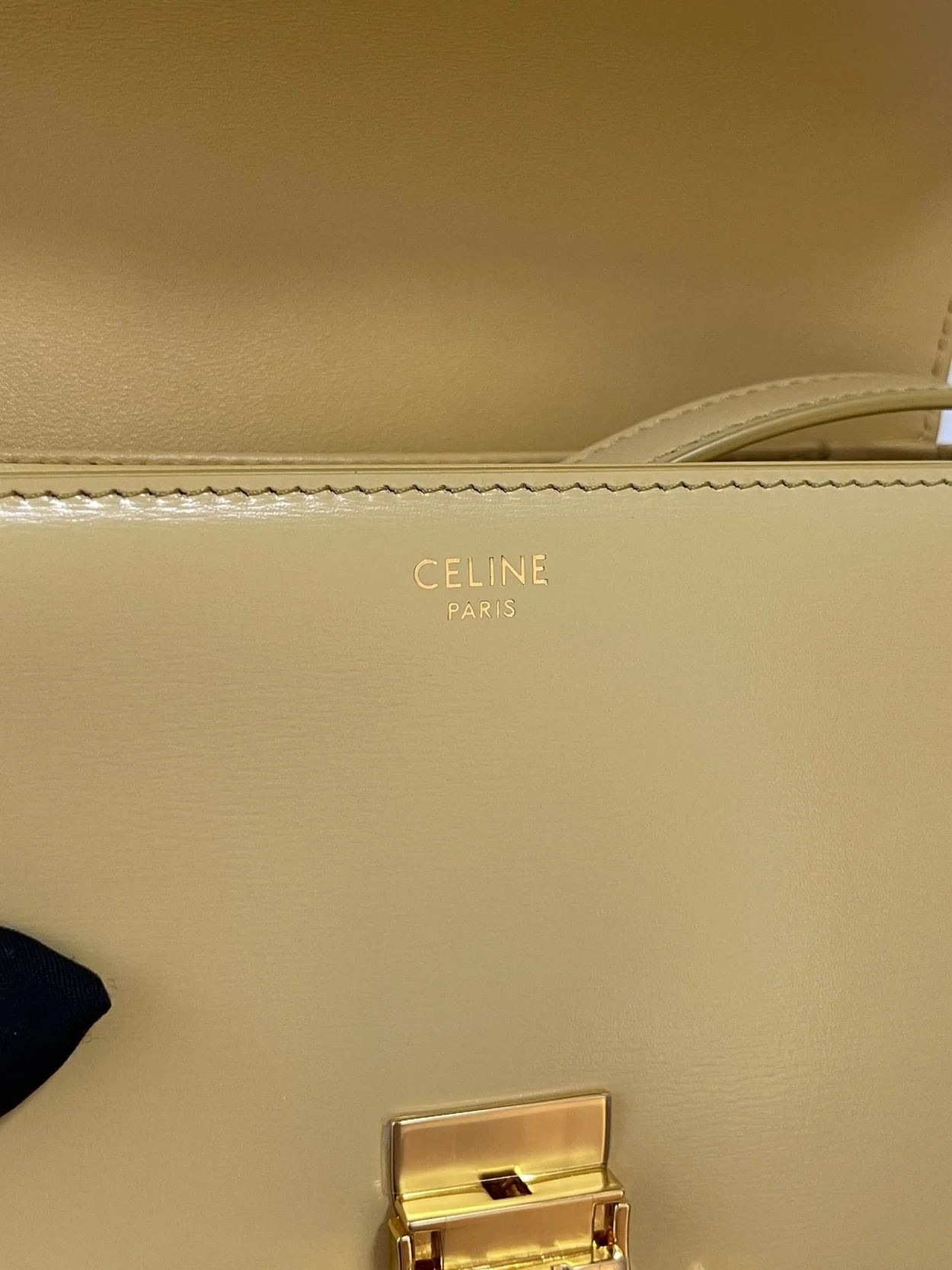 셀린느 틴 트리옹프 백 옐로우