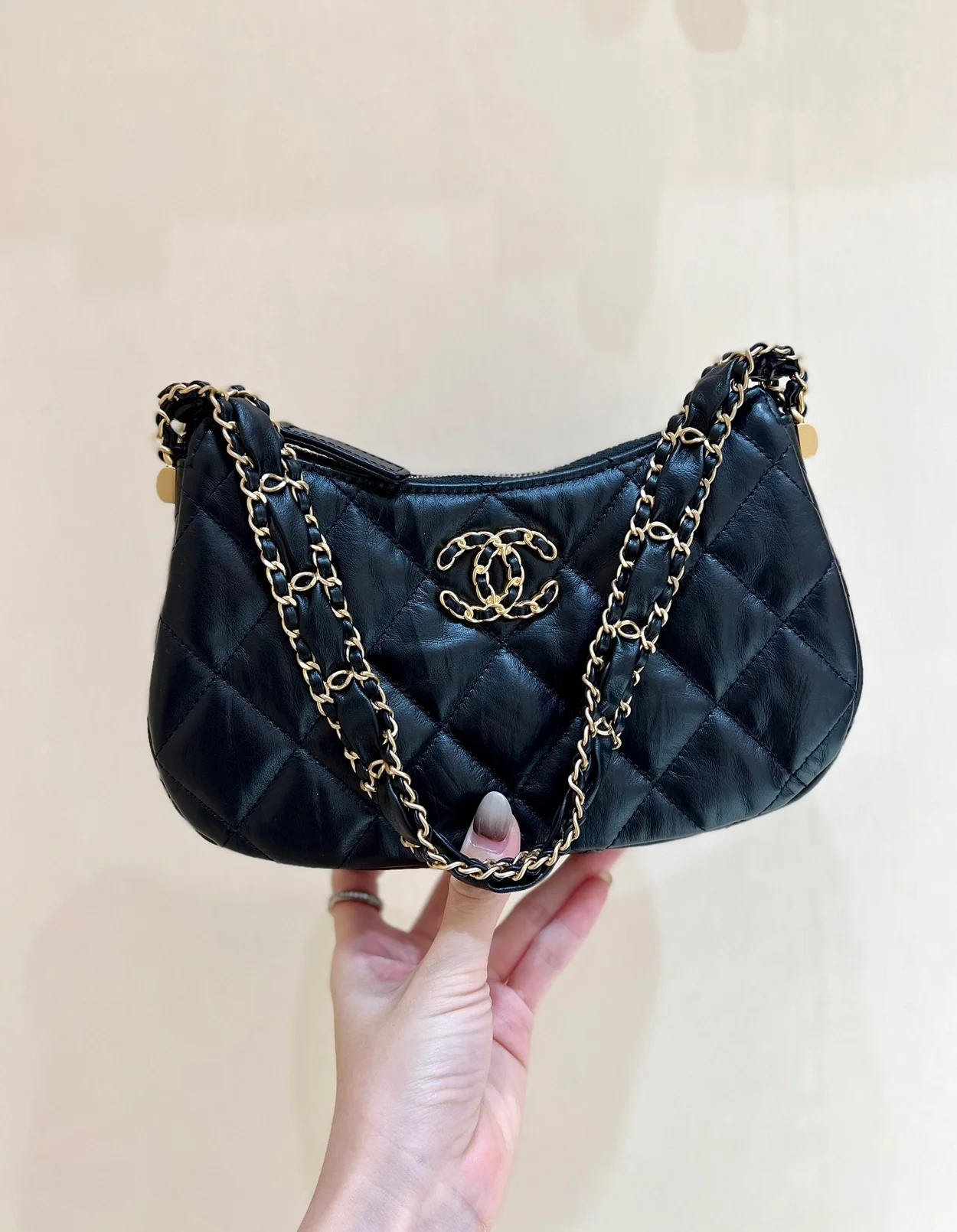 샤넬 19 호보백 미니 스몰