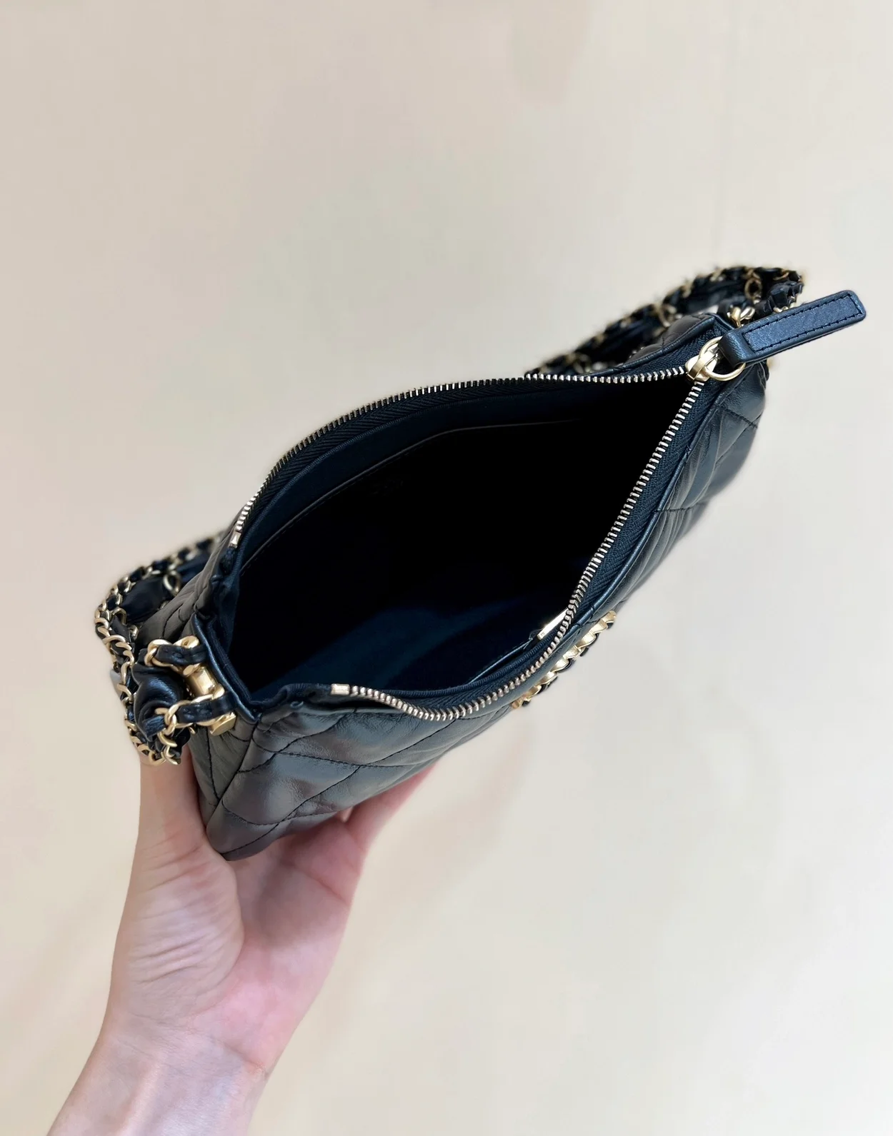 샤넬 19 호보백 미니 스몰