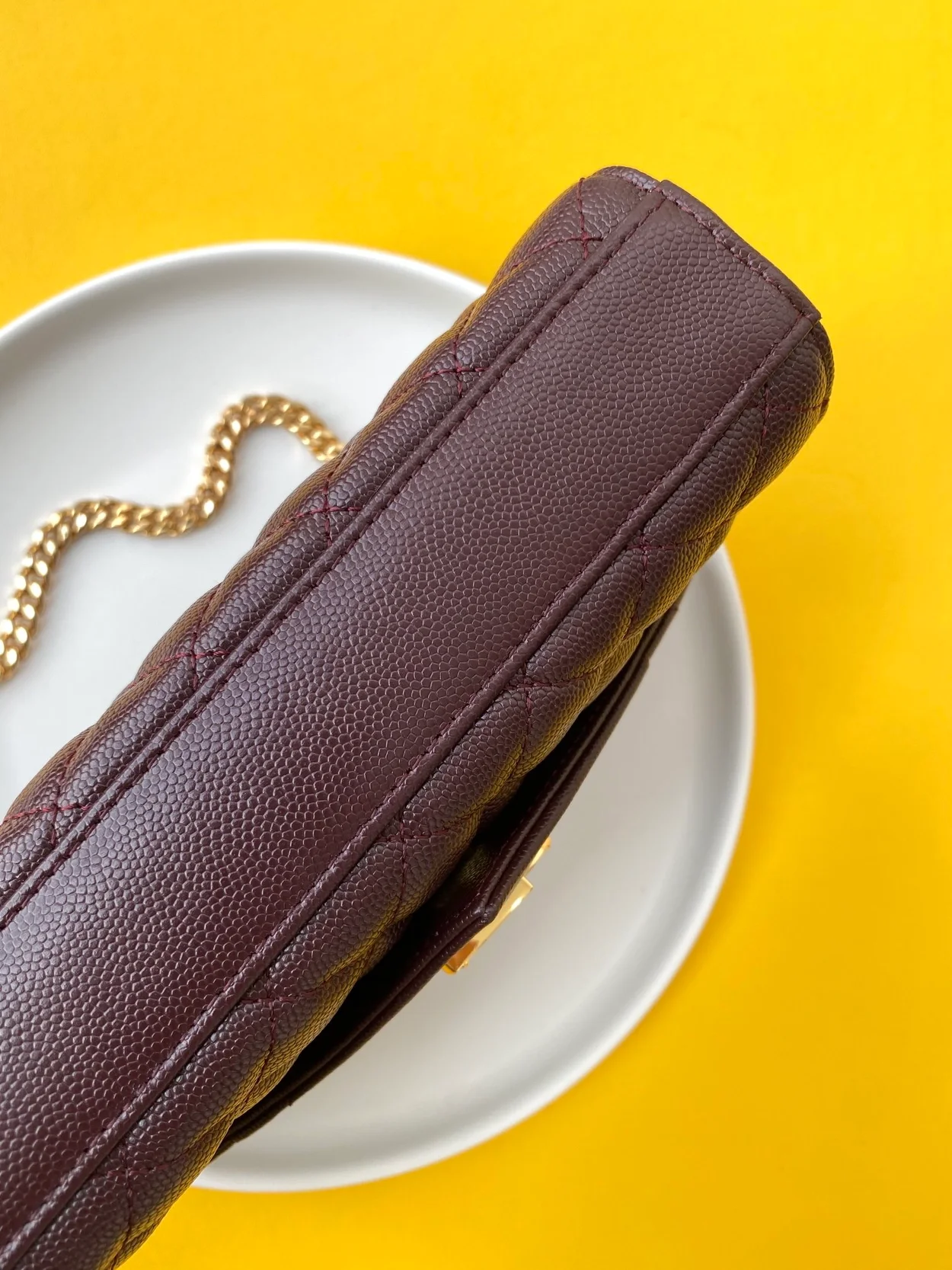 생로랑 엔벨로프 스몰 백 와인