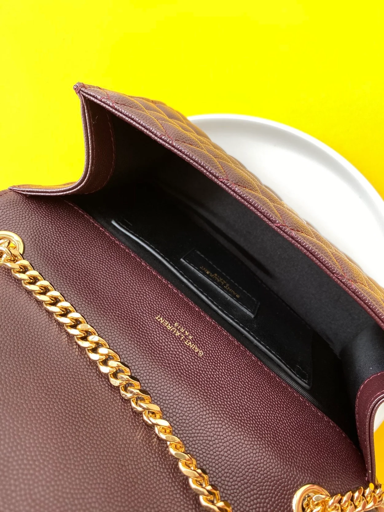 생로랑 엔벨로프 스몰 백 와인