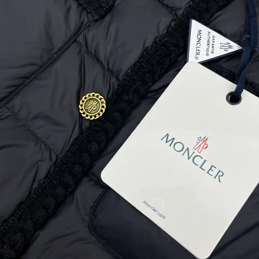 몽클레어 아리스테오 패딩