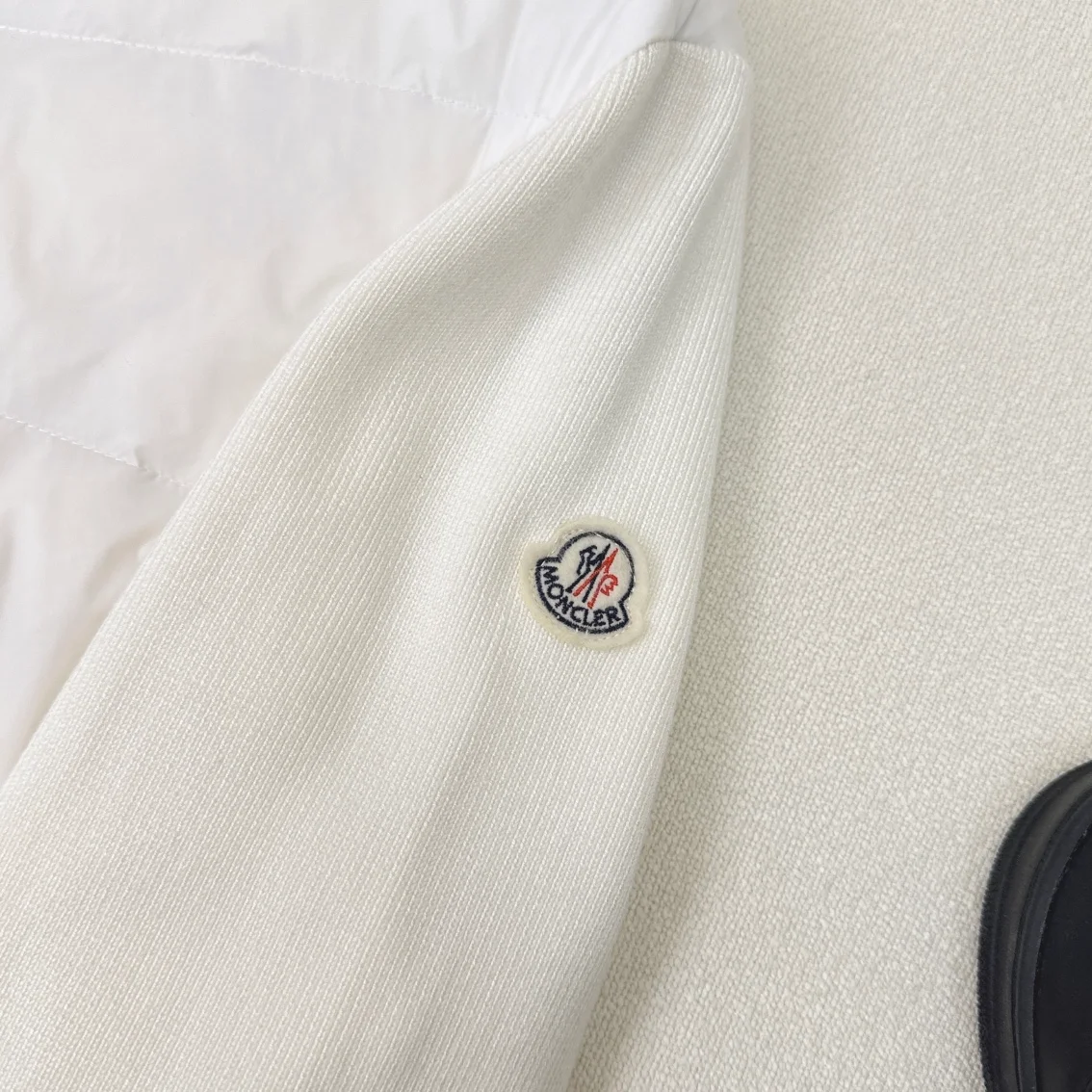 몽클레어 패딩 울 가디건