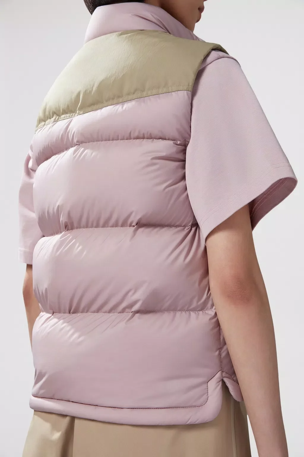 몽클레어 소라피스 다운 재킷