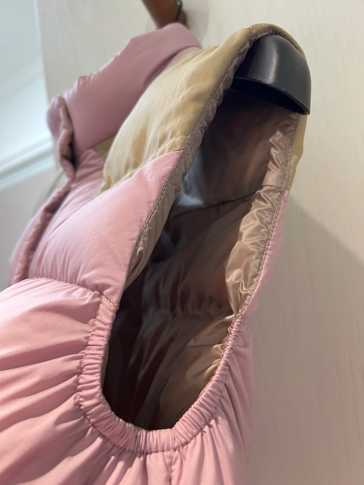 몽클레어 소라피스 다운 재킷