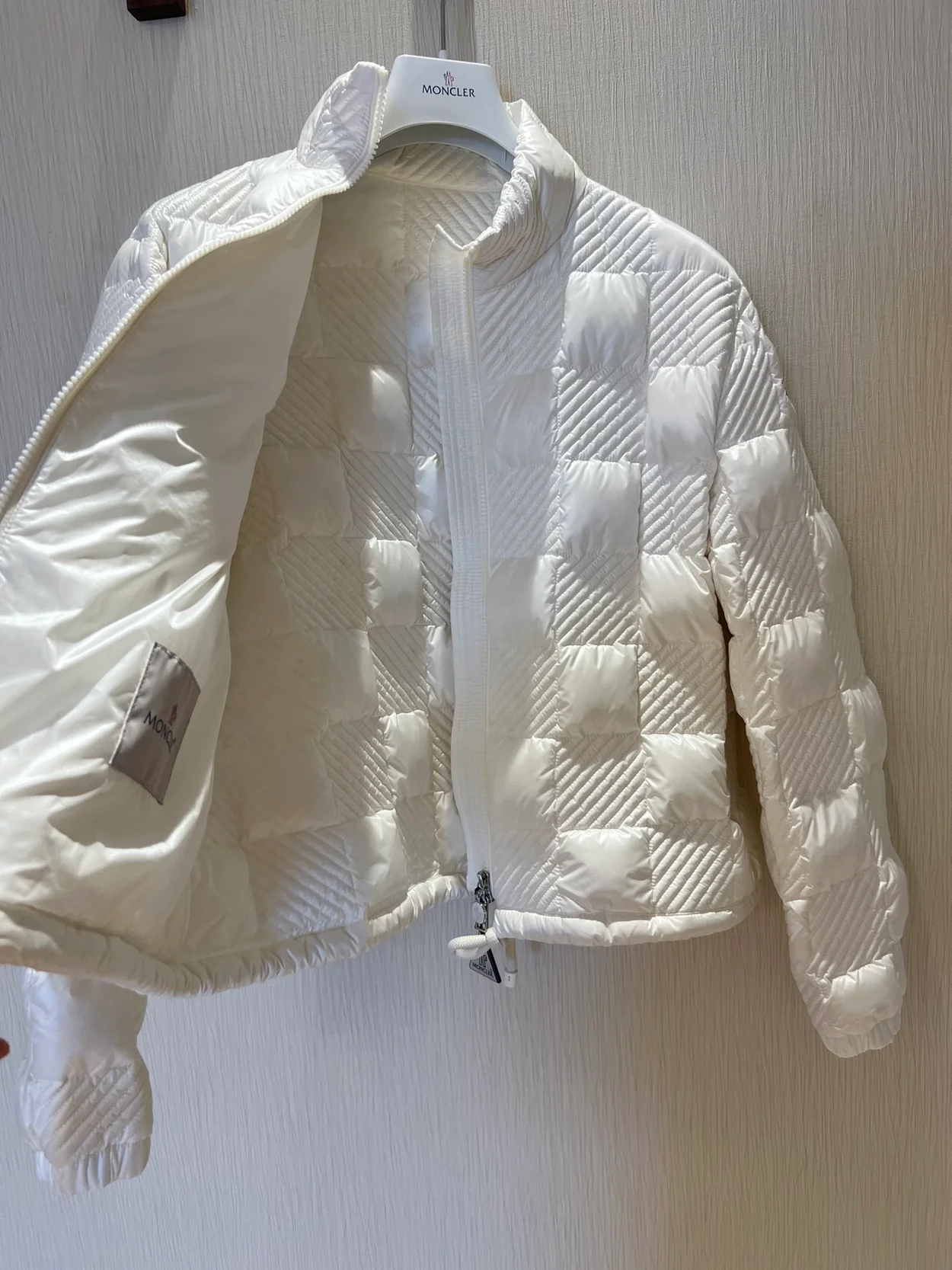 몽클레어 앤시 숏 다운 재킷 (2color)