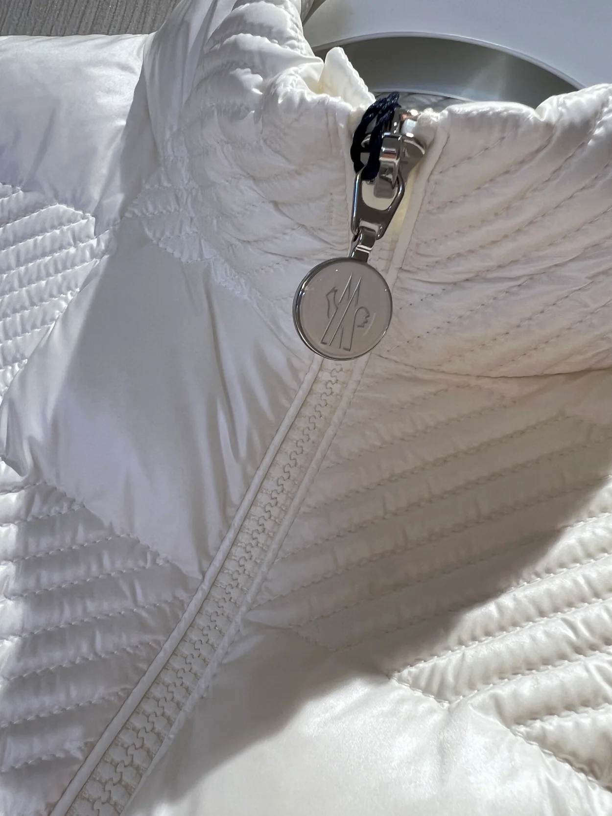 몽클레어 앤시 숏 다운 재킷 (2color)