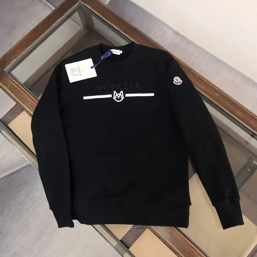 몽클레어 트리밍 맨투맨