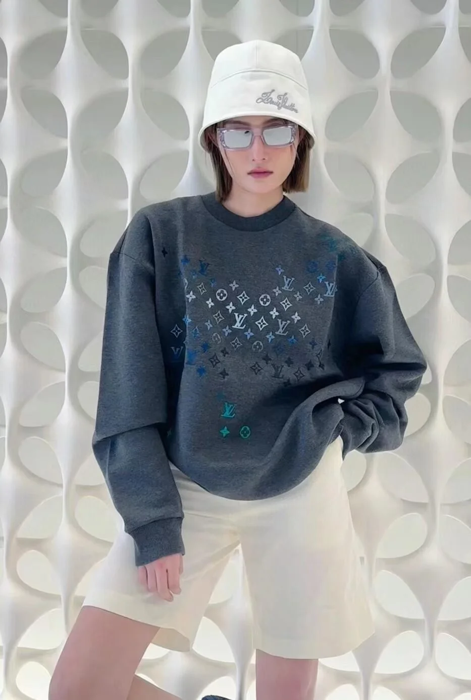 루이비통 엠브로이더드 코튼 스웨트셔츠