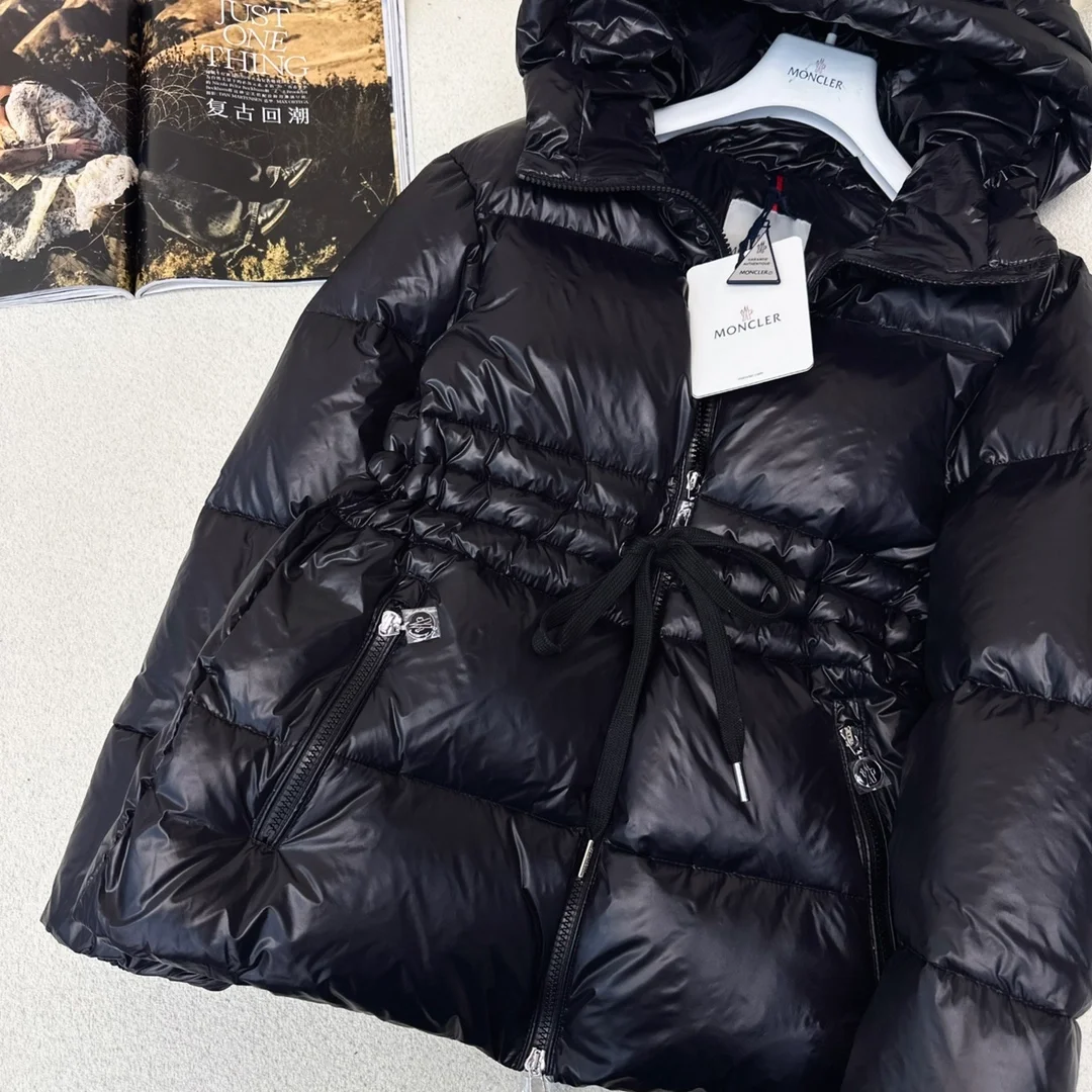 몽클레어 탈리브 쇼트 다운 자켓