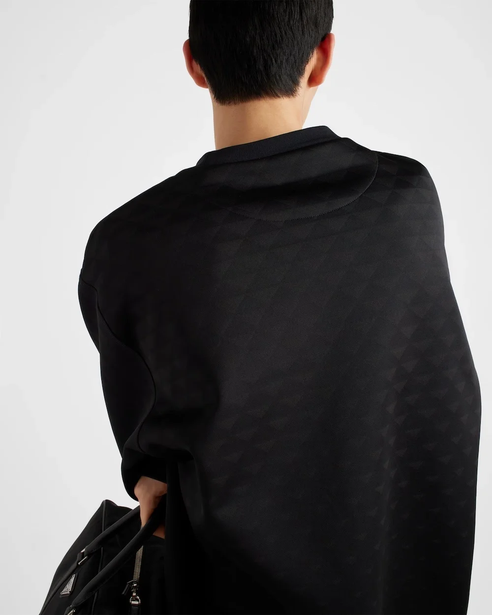 프라다 테크니컬 패브릭 스웨트셔츠