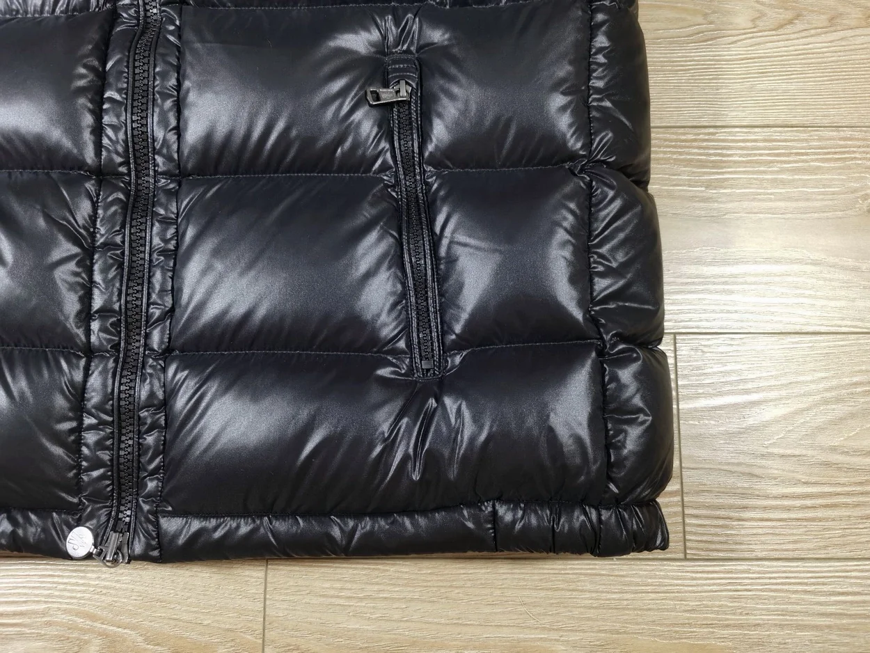 몽클레어 Bormes 다운 자켓