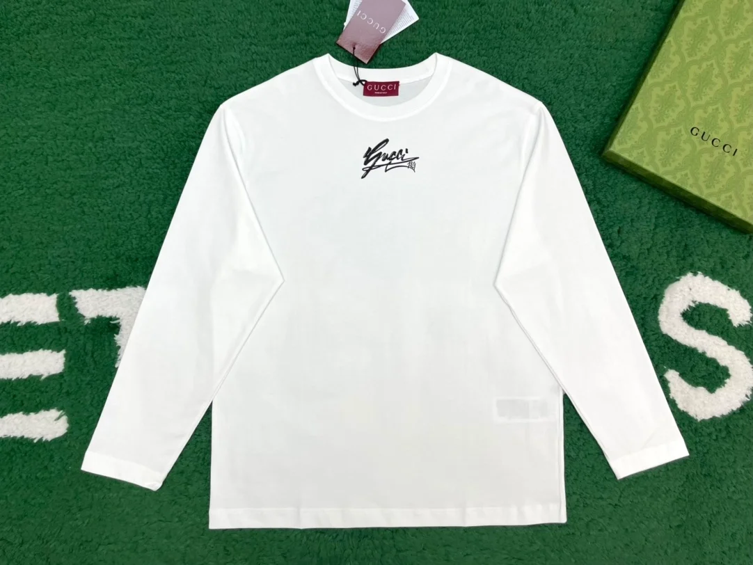 구찌 GUCCI 프린트 코튼 저지 스웨트셔츠