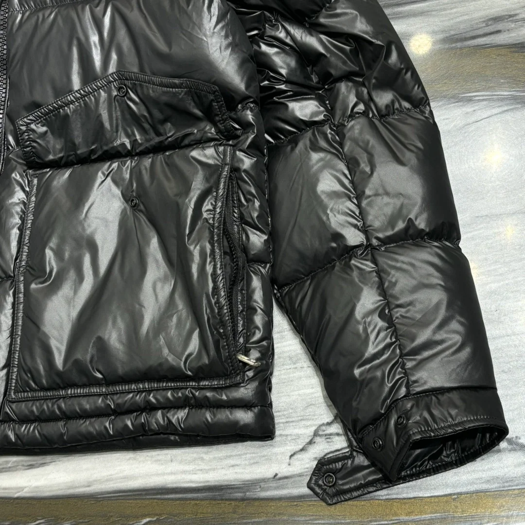 몽클레어 마사야 다운 자켓 딥블루