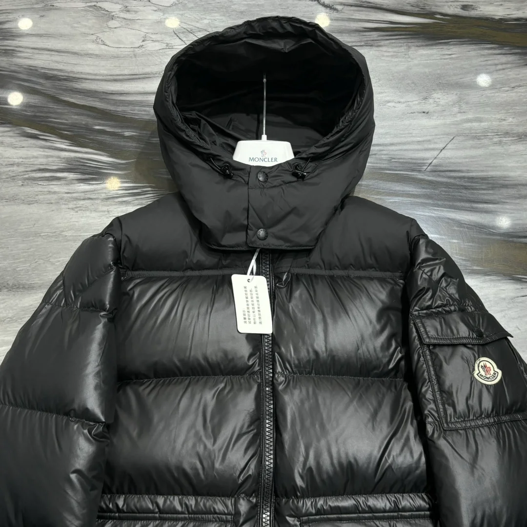 몽클레어 마사야 다운 자켓 딥블루