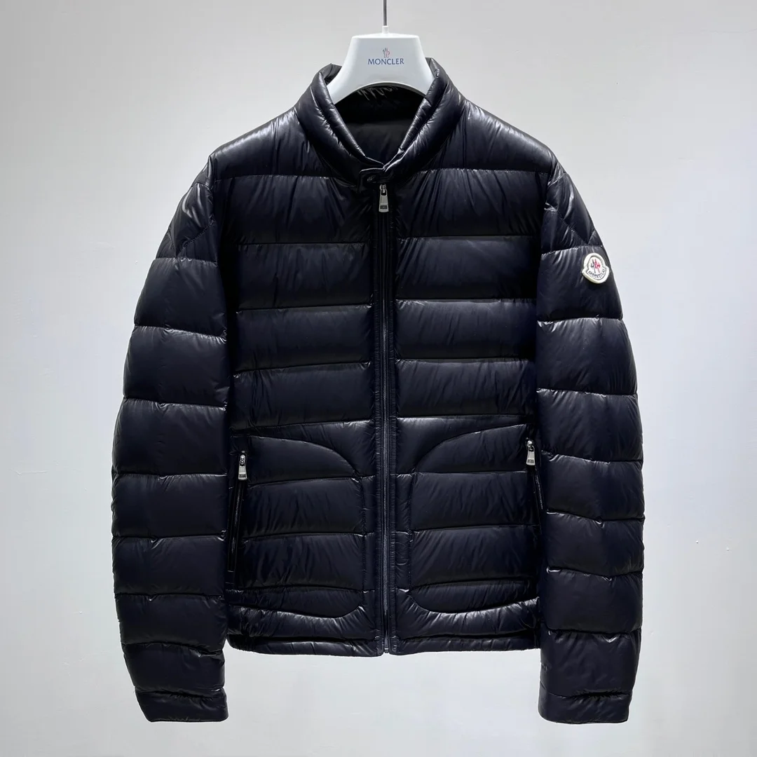 몽클레어 아코루스 다운 패딩 블랙