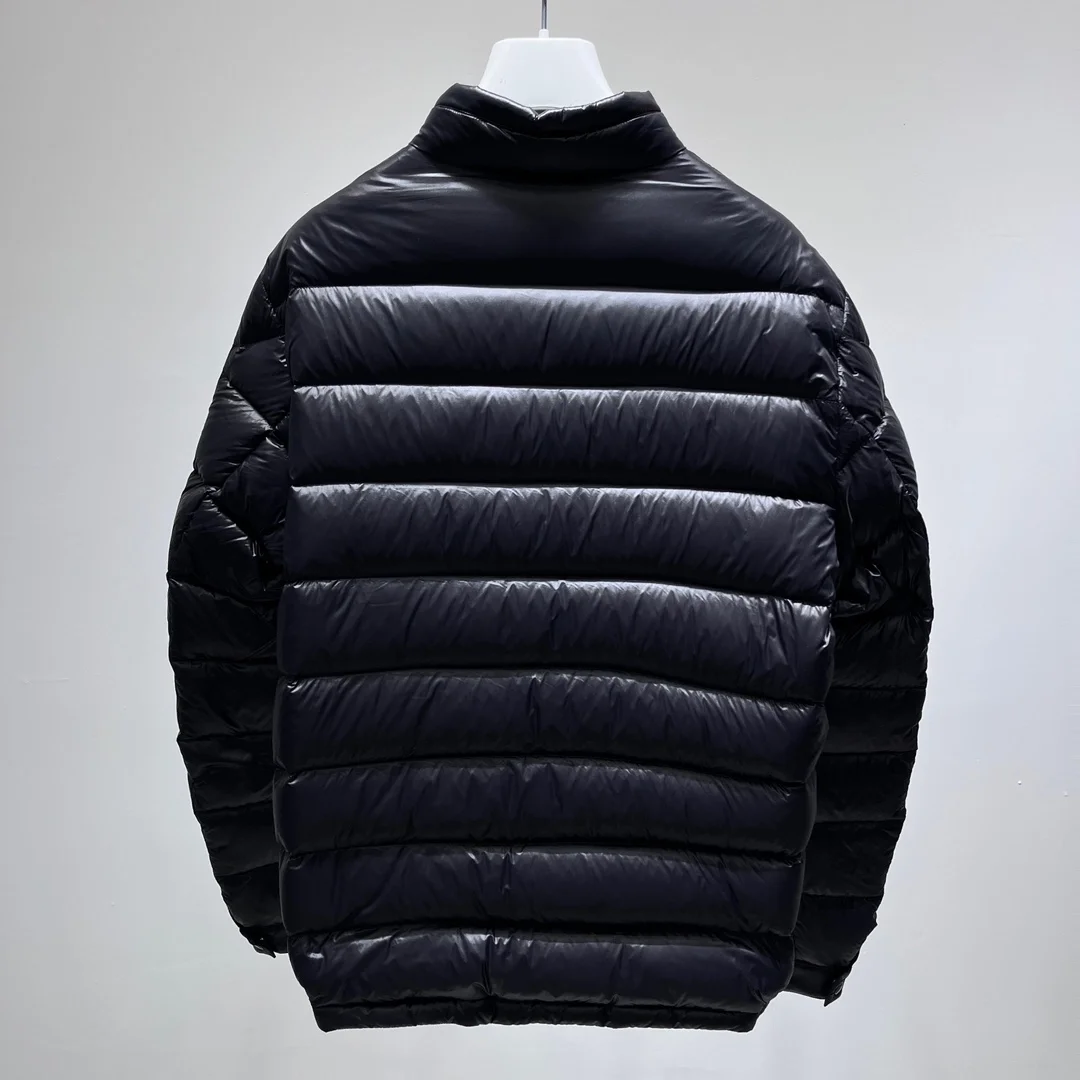 몽클레어 아코루스 다운 패딩 블랙