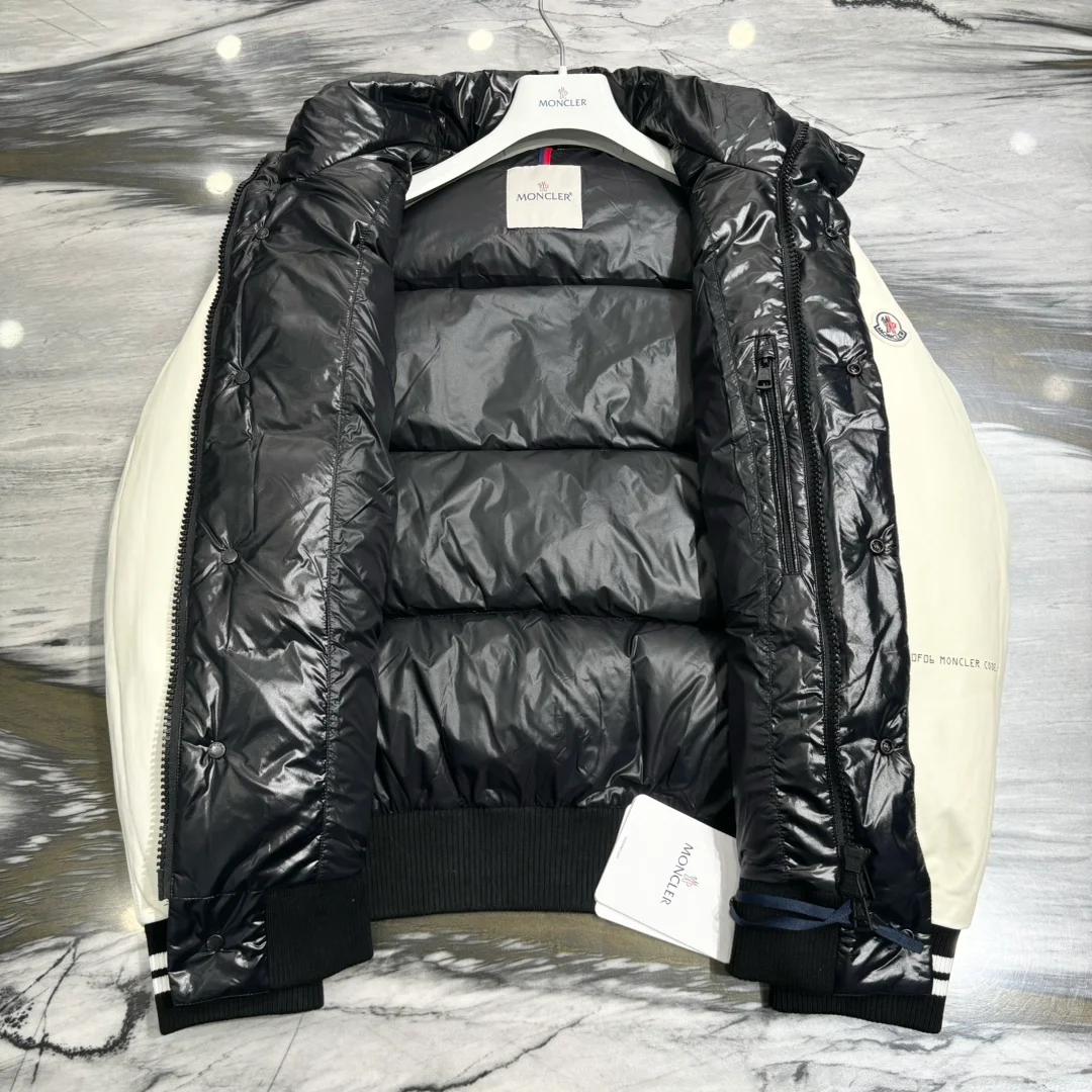 몽클레어 프라그먼트 퀀랜 숏다운 자켓