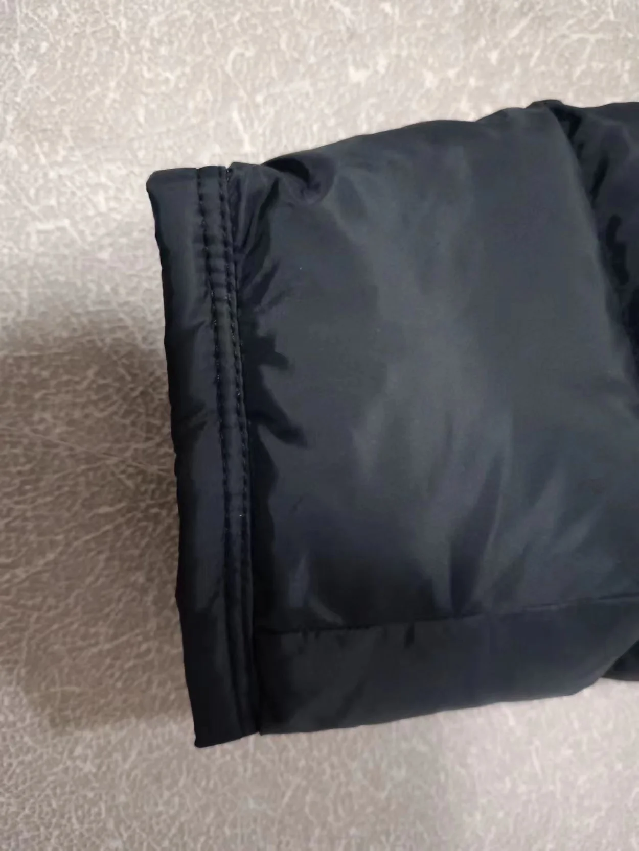 몽클레어 클루니 구스다운 패딩 자켓 블랙