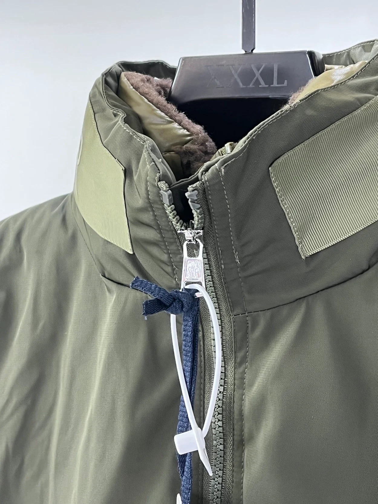 몽클레어 티무르 봄버 자켓