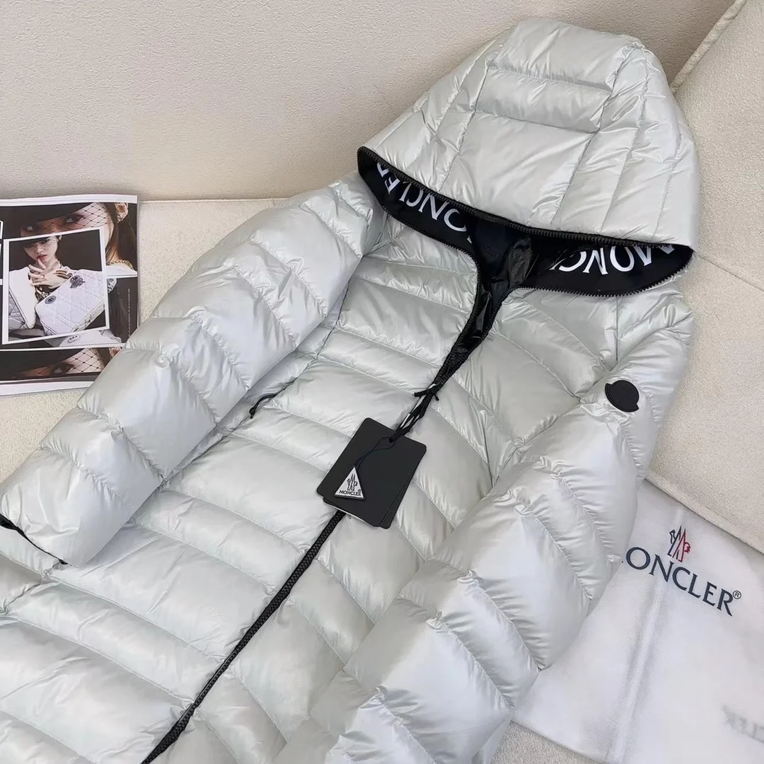 몽클레어 투먼 다운 코트 화이트