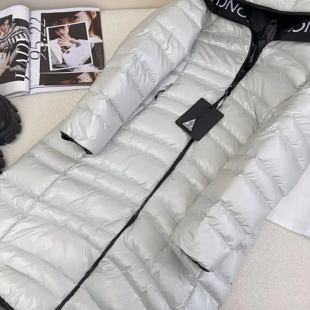 몽클레어 투먼 다운 코트 화이트