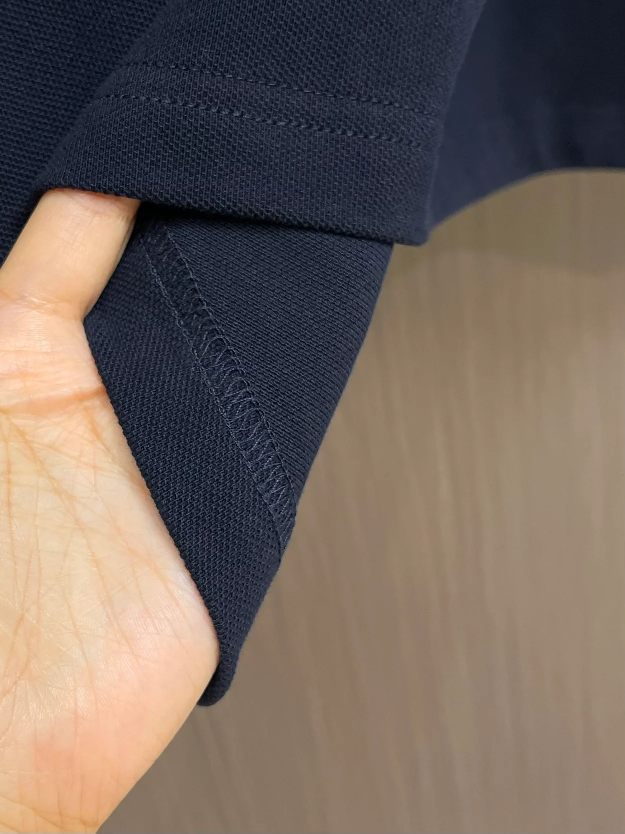 미우미우 코튼 피케 폴로 셔츠