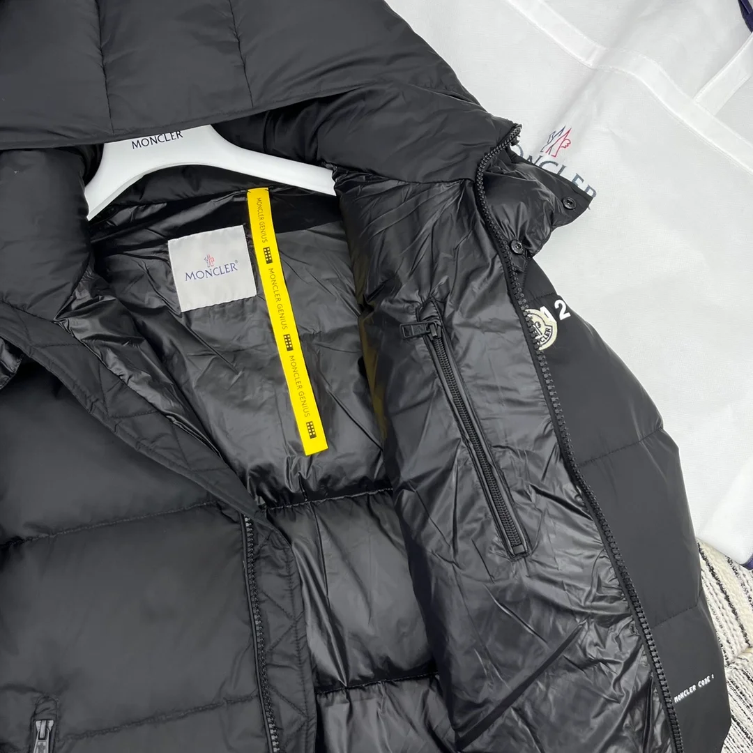 몽클레어 아칸서스 쇼트 다운 자켓 블랙