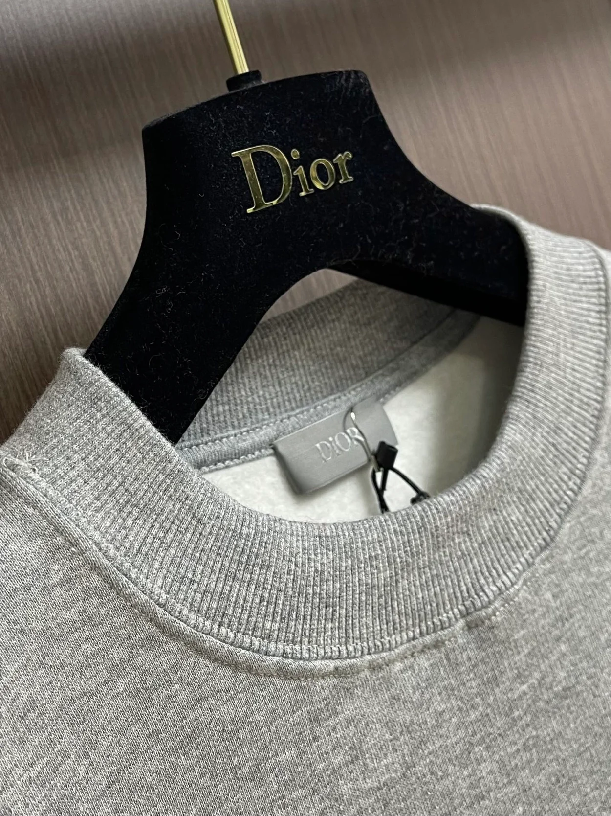 디올 크리스찬 디올 태그 오버사이즈 핏 스웨트셔츠