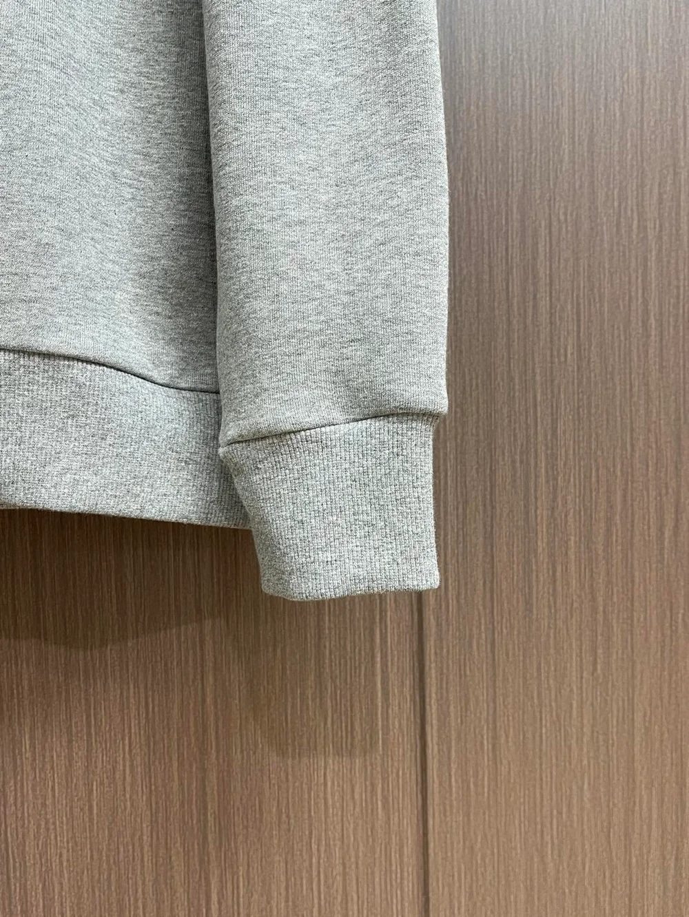 디올 크리스찬 디올 태그 오버사이즈 핏 스웨트셔츠