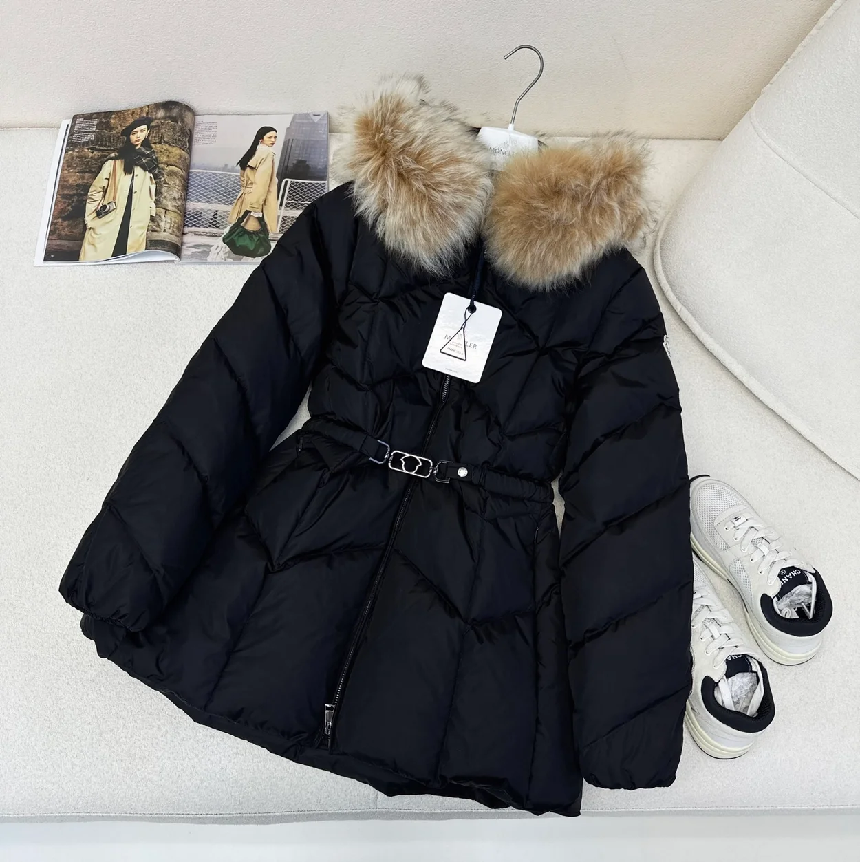 몽클레어 로리어트 쇼트 다운 자켓 블랙