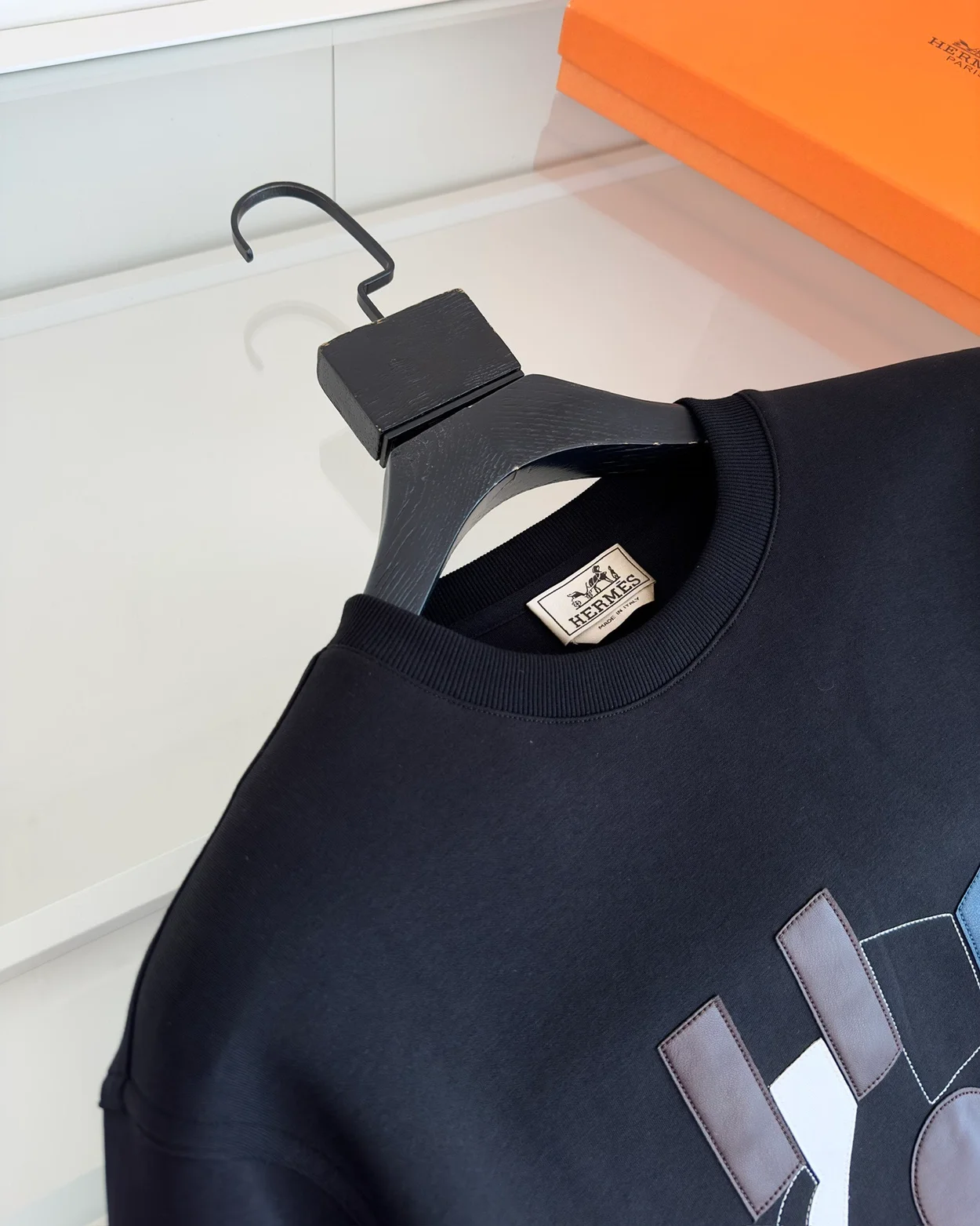 에르메스 크루넥 스웨터