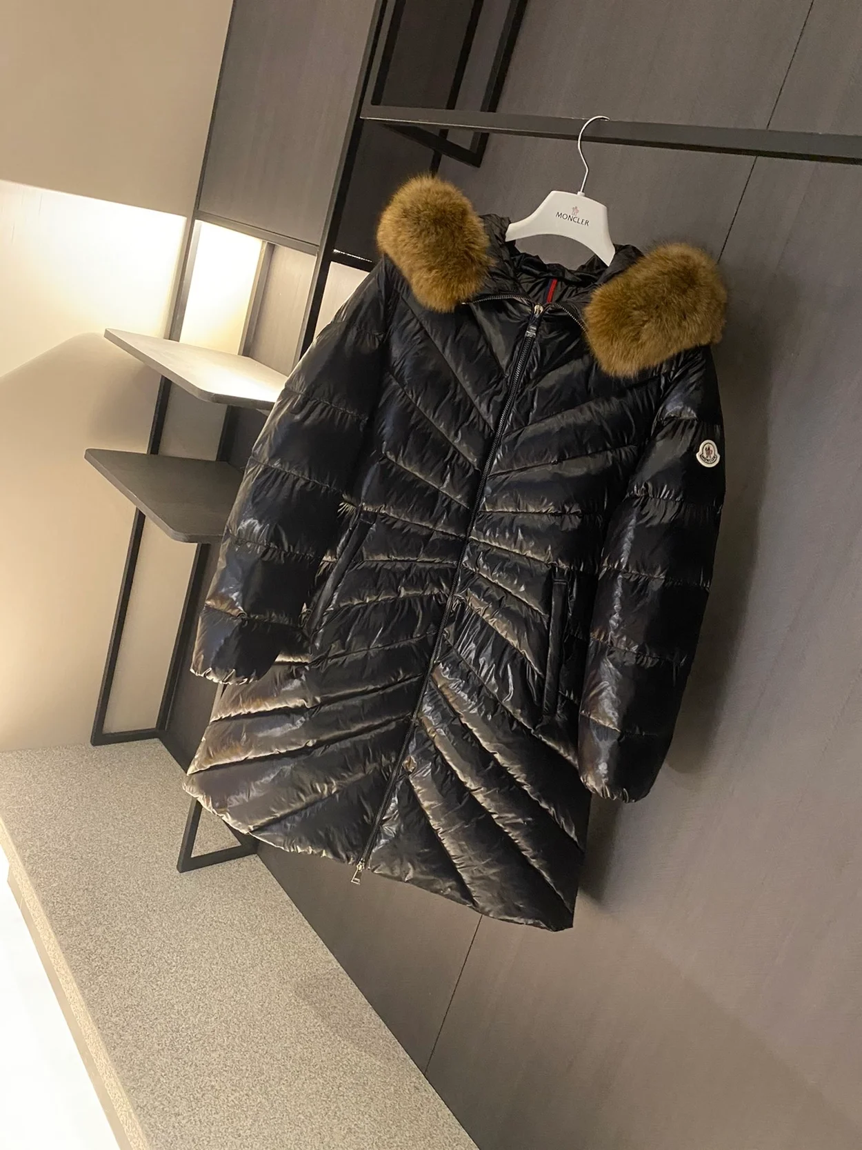 몽클레어 로고 CHANDRE 다운 롱 패딩 블랙