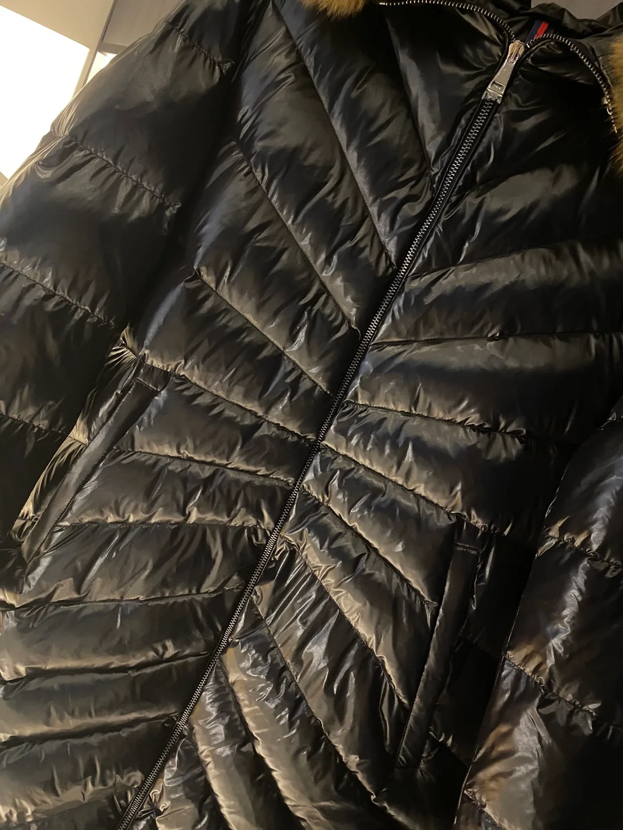 몽클레어 로고 CHANDRE 다운 롱 패딩 블랙