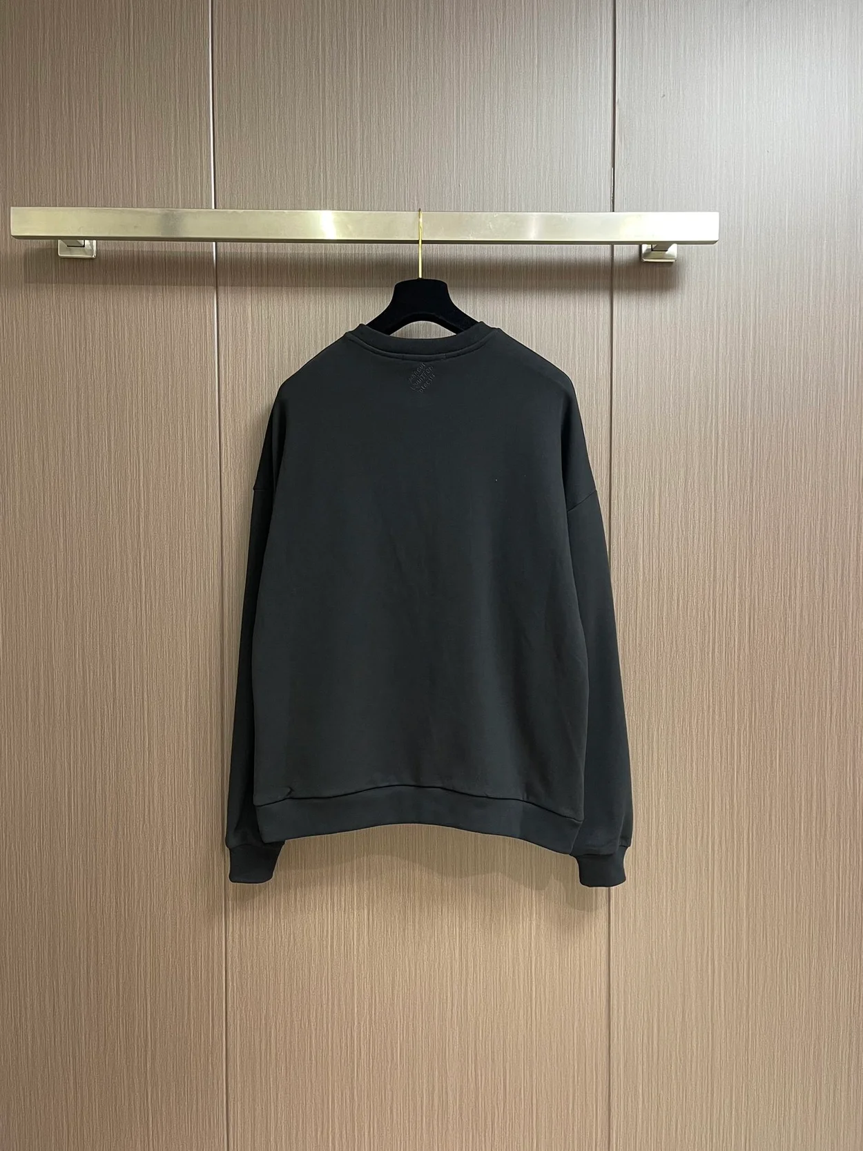 루이비통 코튼 시그니처 크루넥 1AFVAN