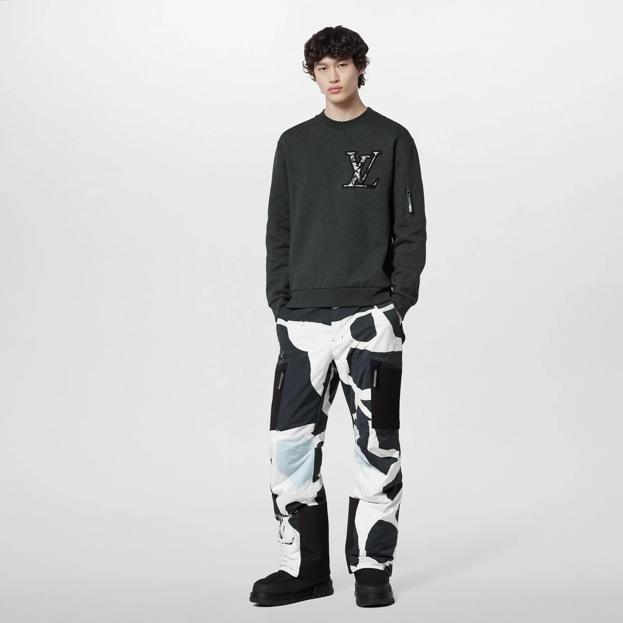 루이비통 LV 스키 코튼 크루넥 1AFAZI