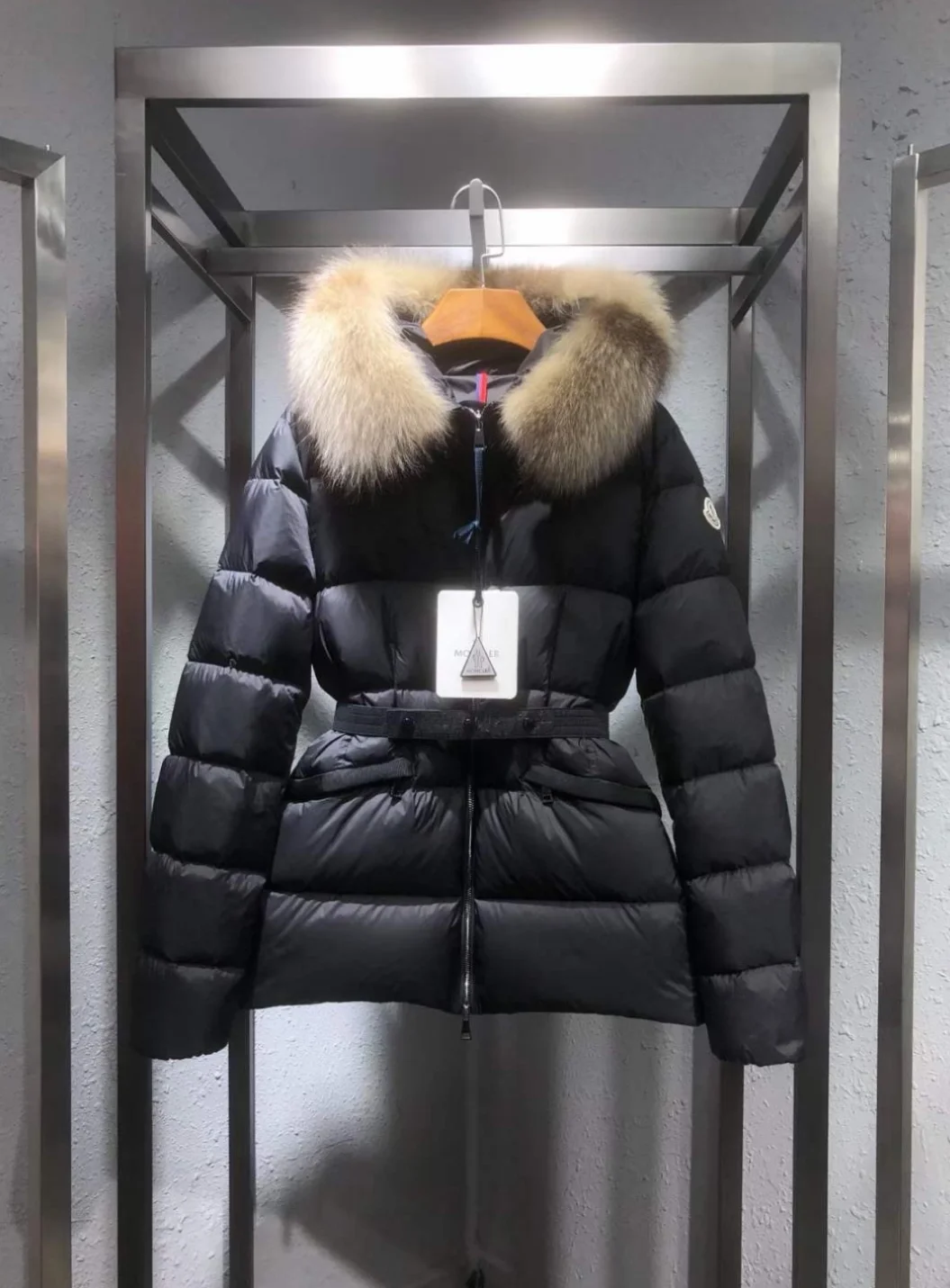 몽클레어 보야드 쇼트 다운 자켓