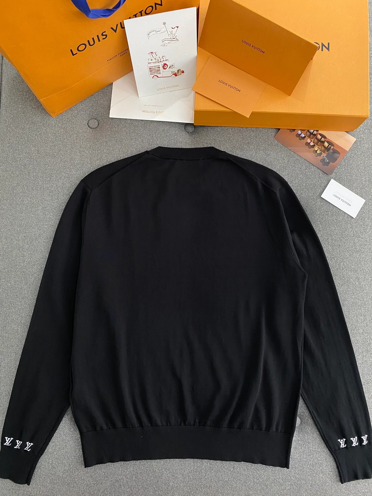 루이비통 롱 슬리브드 코튼 크루넥 1AFQSN 350